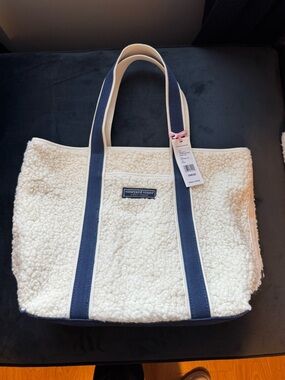 Vineyard Vines Cream Sherpa Tote with Navy Straps NWT